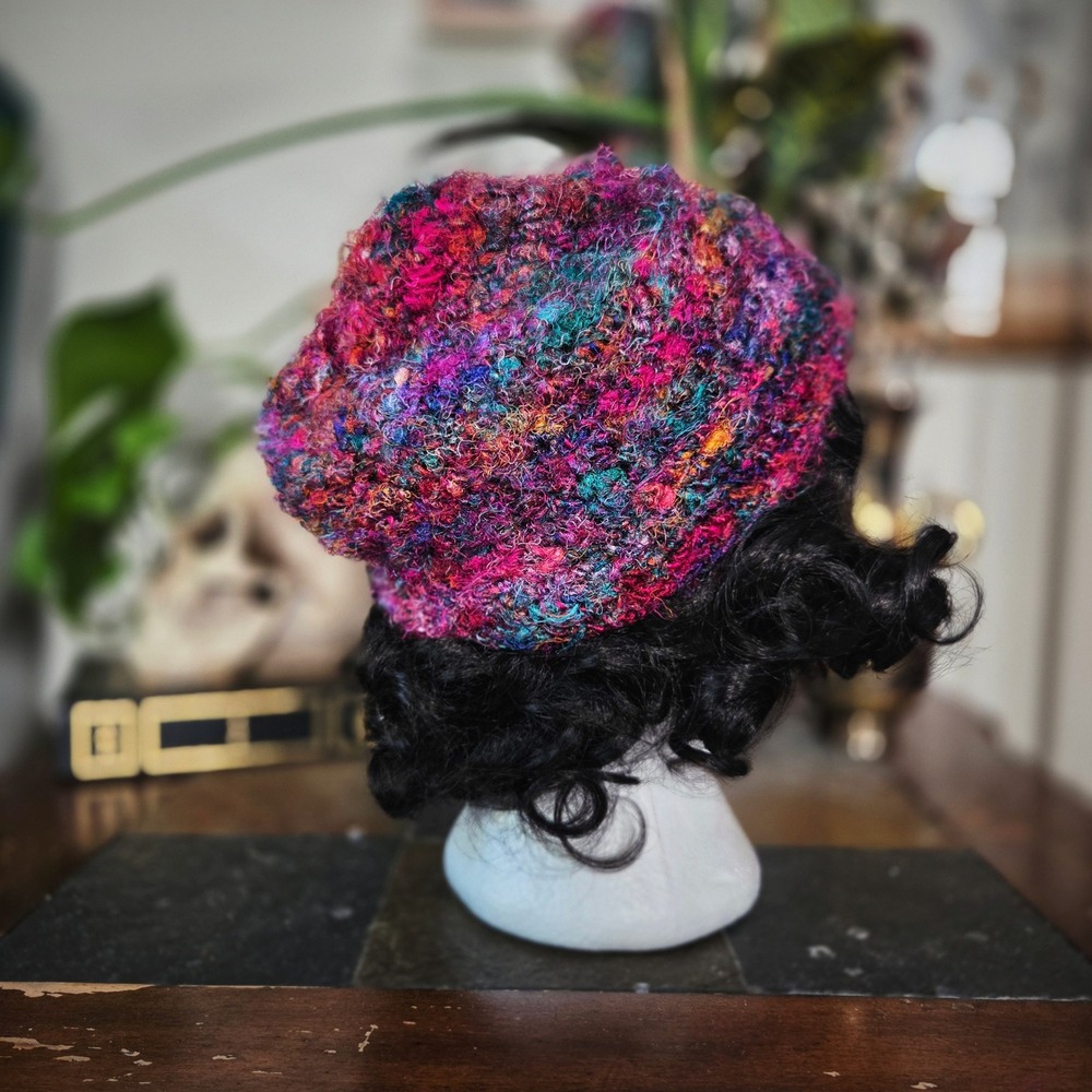 Beanie Hat Handmade Recycled Silk Yarn Vintage 90s Colorful Chunky Knit One Size - Picture 5 of 6